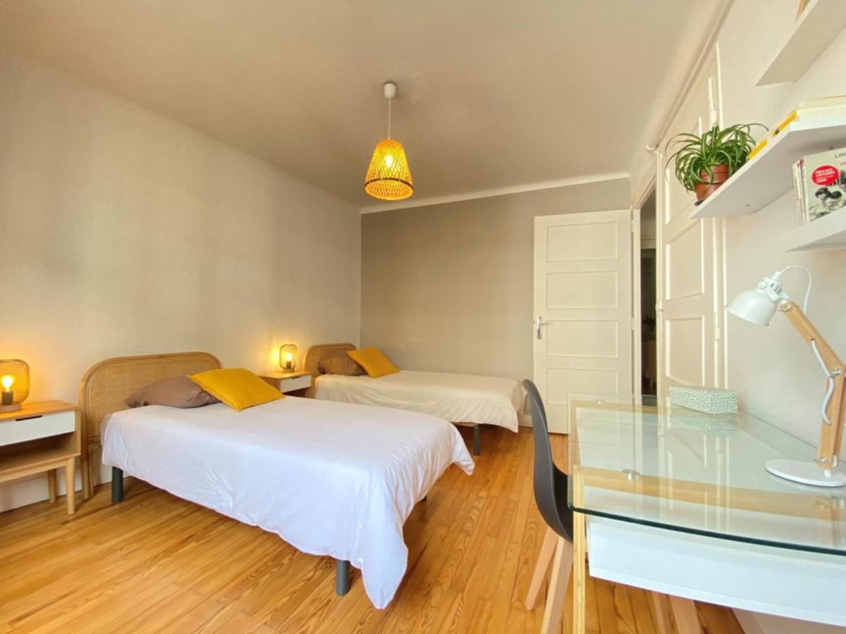 Charmant T3 Renove En Centre-Ville D'Annecy Avec Balcon, Ascenseur Et Parking Prive - Fr-1-432-83 Exterior photo